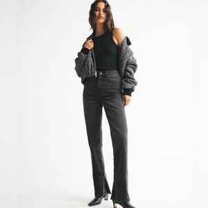 Abercrombie & Fitch Ultra High-Rise The 90’s Straight in Black Size 29/8R NWT